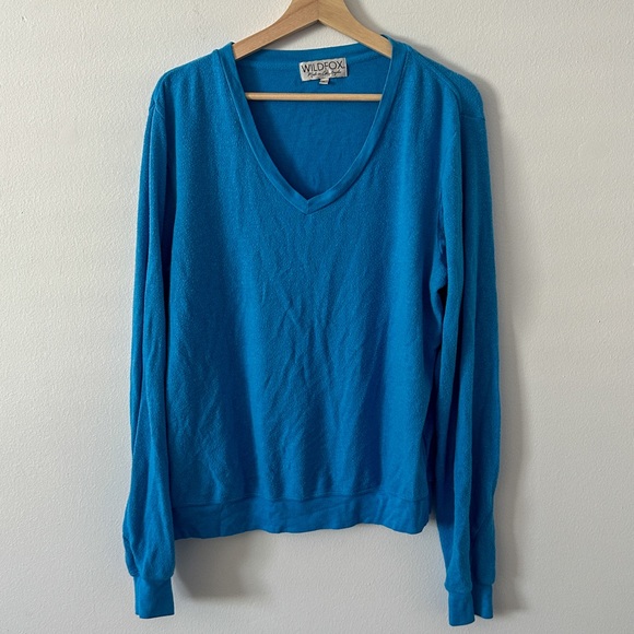 Wildfox Sweaters - Wildfox Baggy Beach Jumper Deep V Blue Soft Sweater Size L Made In USA